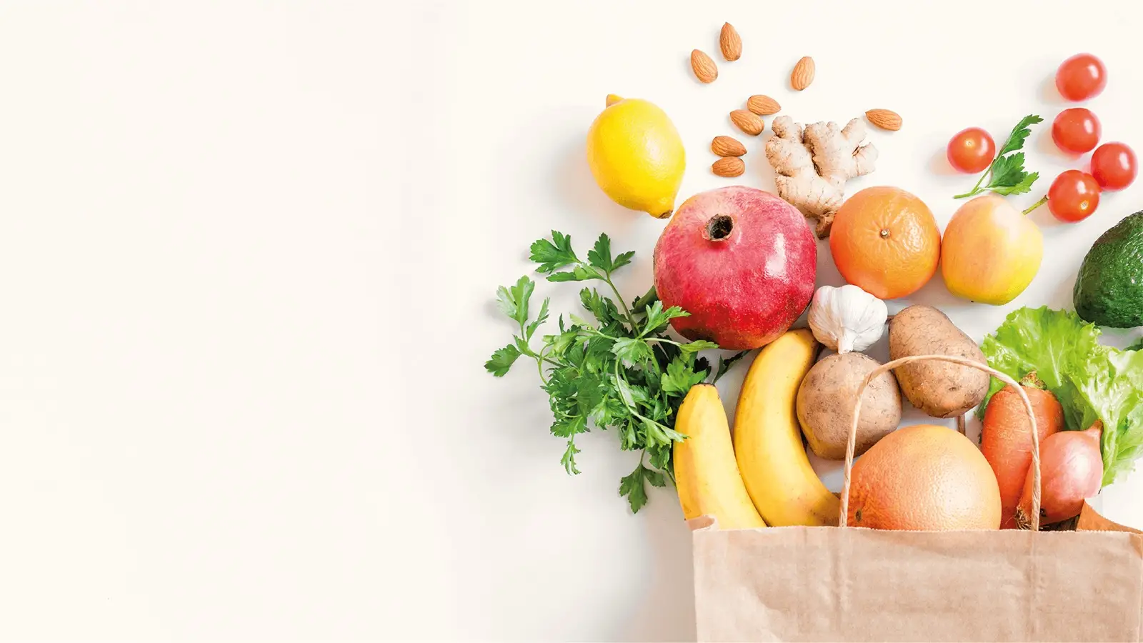 Frisches Obst und Gemüse von oben fotografiert